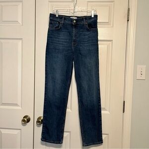 Abercrombie & Fitch Dark Blue ‘90s Straight Ultra High Rise Jeans Size 29 / 8R